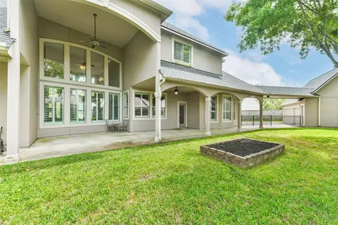 310 Del Monte Drive Friendswood TX 77546