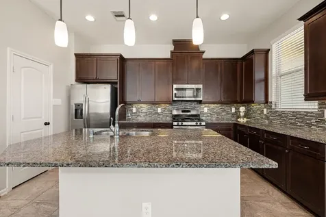 12150 La Strada Street Richmond TX 77406