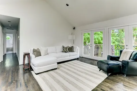 5509 Ashby Street Houston TX 77005