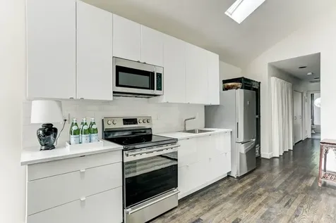 5509 Ashby Street Houston TX 77005