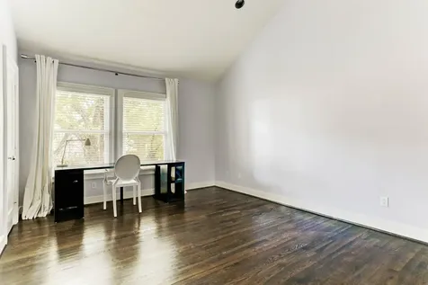 5509 Ashby Street Houston TX 77005