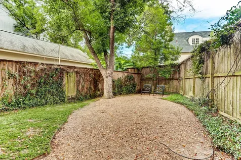 5509 Ashby Street Houston TX 77005