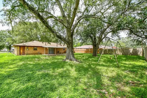 703 S Washington Street El Campo TX 77437