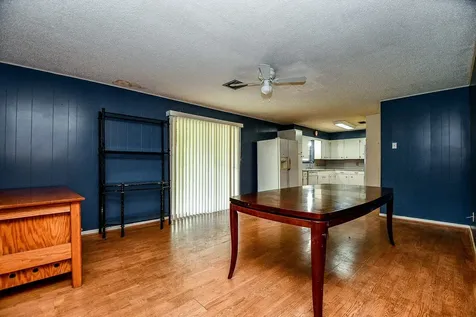 703 S Washington Street El Campo TX 77437