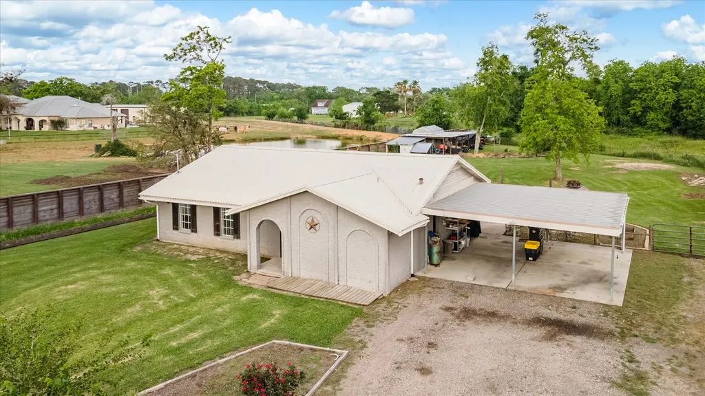 3205 Cemetery Road Santa Fe TX 77517