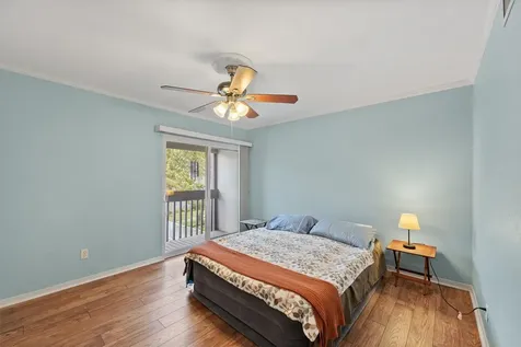 5050 Glenmont Drive F5 Houston TX 77081