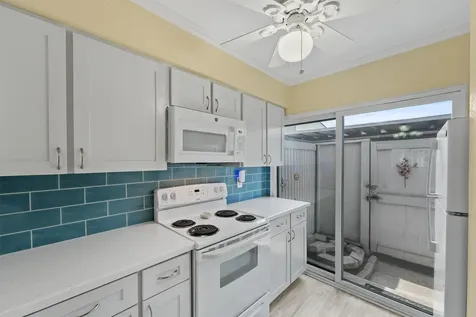 5050 Glenmont Drive F5 Houston TX 77081