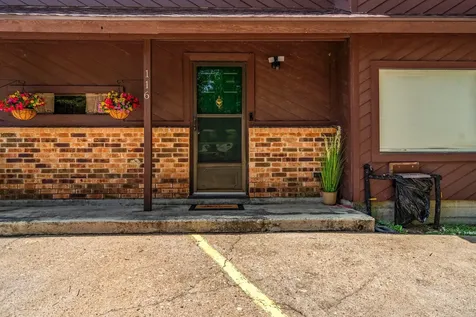 200 Fountain Lake W 116 Livingston TX 77351