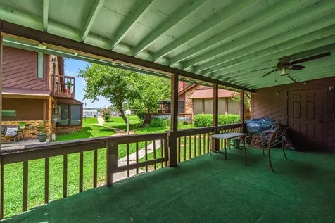 200 Fountain Lake W 116 Livingston TX 77351