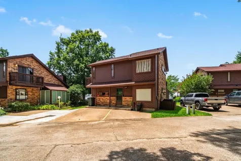 200 Fountain Lake W 116 Livingston TX 77351