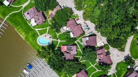 200 Fountain Lake W 116 Livingston TX 77351