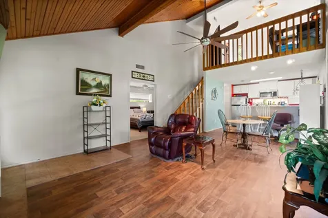 200 Fountain Lake W 116 Livingston TX 77351