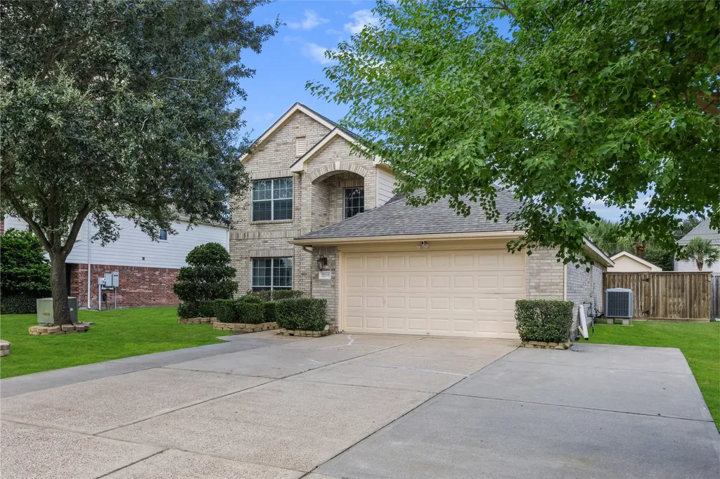 2705 7th Street N Texas City TX 77590