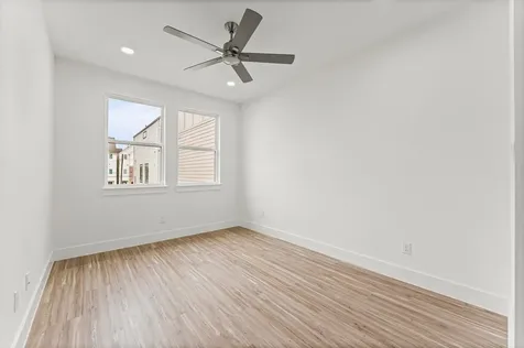 2111 Holman Street Houston TX 77004