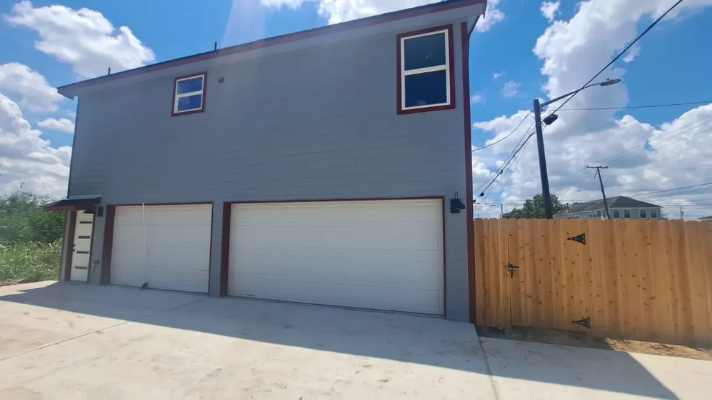 9806 Fillmore Street C Houston TX 77029