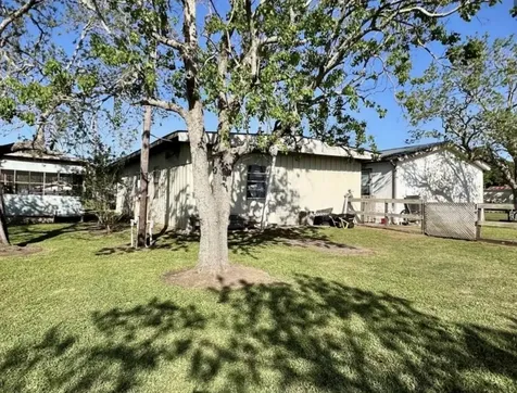 5107 County Road 469 Brazoria TX 77422