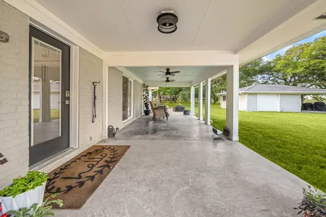 9907 Ironwood Lane Fairchilds TX 77469