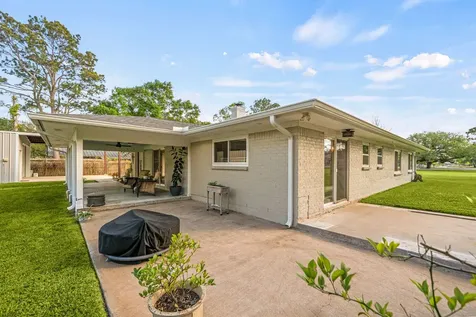 9907 Ironwood Lane Fairchilds TX 77469