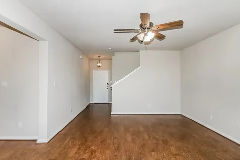 3350 Allington Court Houston TX 77014