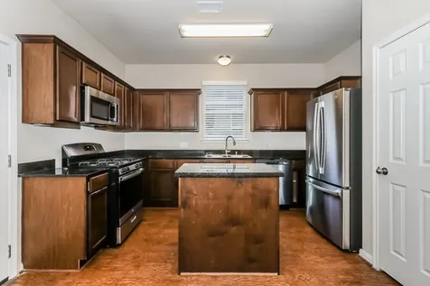 3350 Allington Court Houston TX 77014