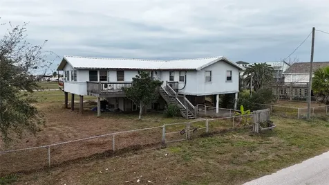 963 Gulfview Drive Crystal Beach TX 77650