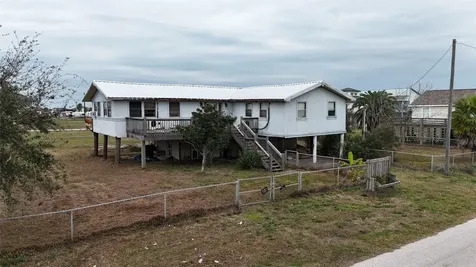 963 Gulfview Drive Crystal Beach TX 77650