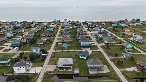 963 Gulfview Drive Crystal Beach TX 77650