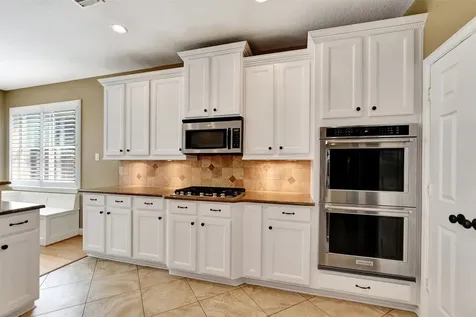 79 N Frontera Circle The Woodlands TX 77382