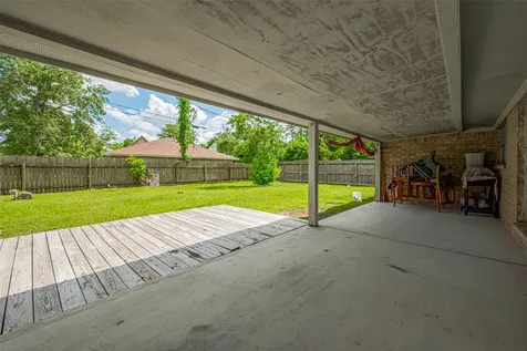 101 Wildrose Street Baytown TX 77520