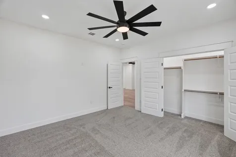 807 E 1st Street Humble TX 77338