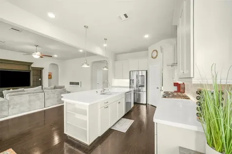 2214 Captain Davis Drive Richmond TX 77469