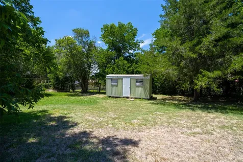 Tbd Crockett Street Brenham TX 77833