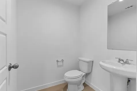 9018 Rose Water Trail Iowa Colony TX 77583