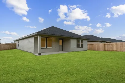 9018 Rose Water Trail Iowa Colony TX 77583