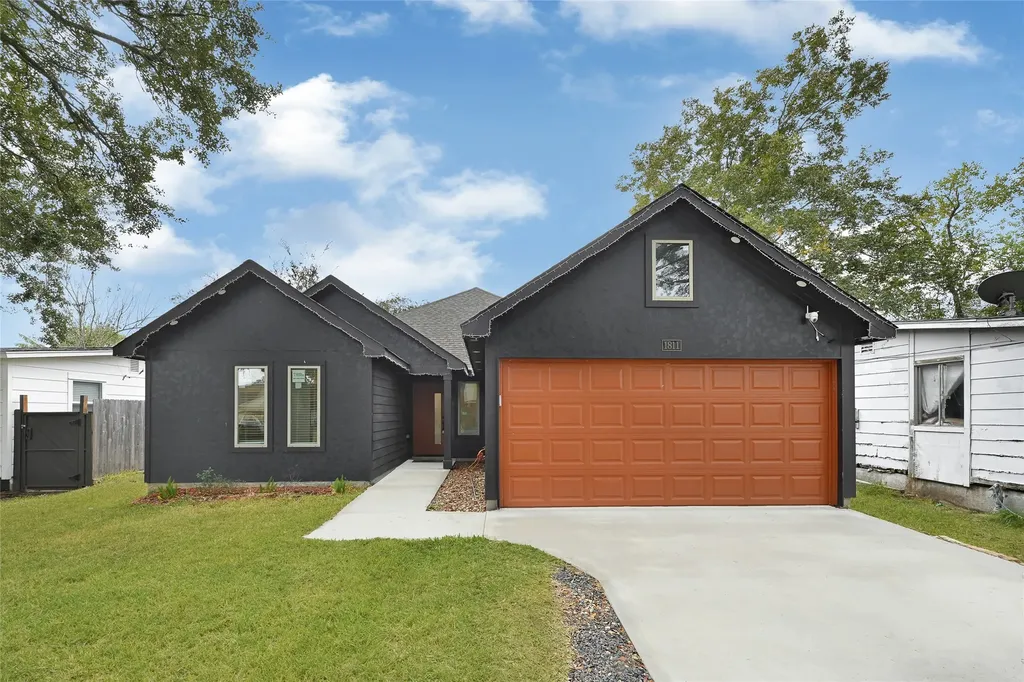 1811 Oriole Drive League City TX 77573