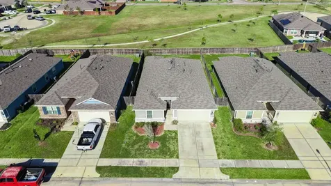 2502 Gelding Manor Drive Alvin TX 77511