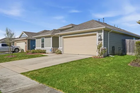 2502 Gelding Manor Drive Alvin TX 77511