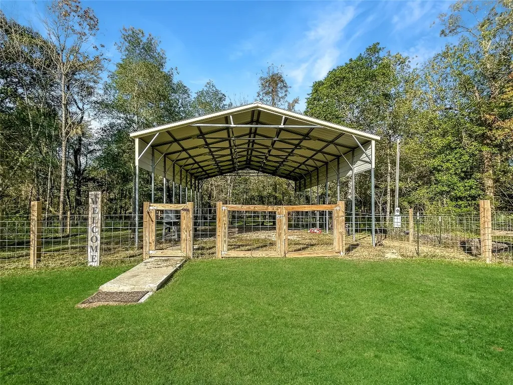 38 Sandy Court Cleveland TX 77327