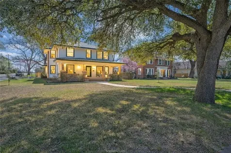 501 W Buck Street Caldwell TX 77836