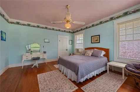501 W Buck Street Caldwell TX 77836