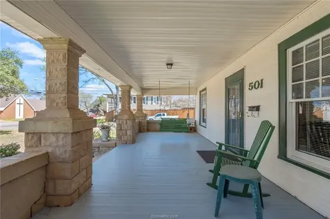 501 W Buck Street Caldwell TX 77836