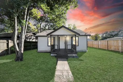 3206 Melbourne Street Houston TX 77026