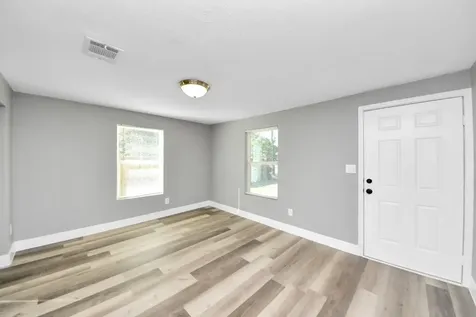 3206 Melbourne Street Houston TX 77026