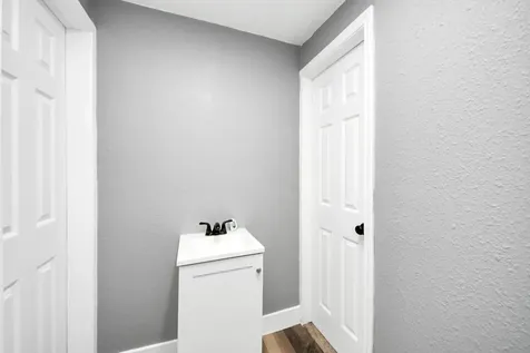 3206 Melbourne Street Houston TX 77026
