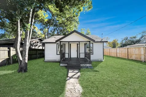 3206 Melbourne Street Houston TX 77026