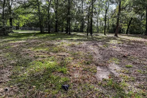 106 Roy Webb Huntsville TX 77320