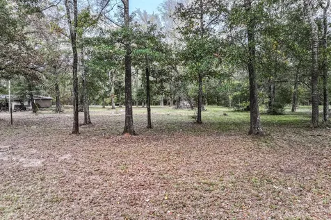 106 Roy Webb Huntsville TX 77320