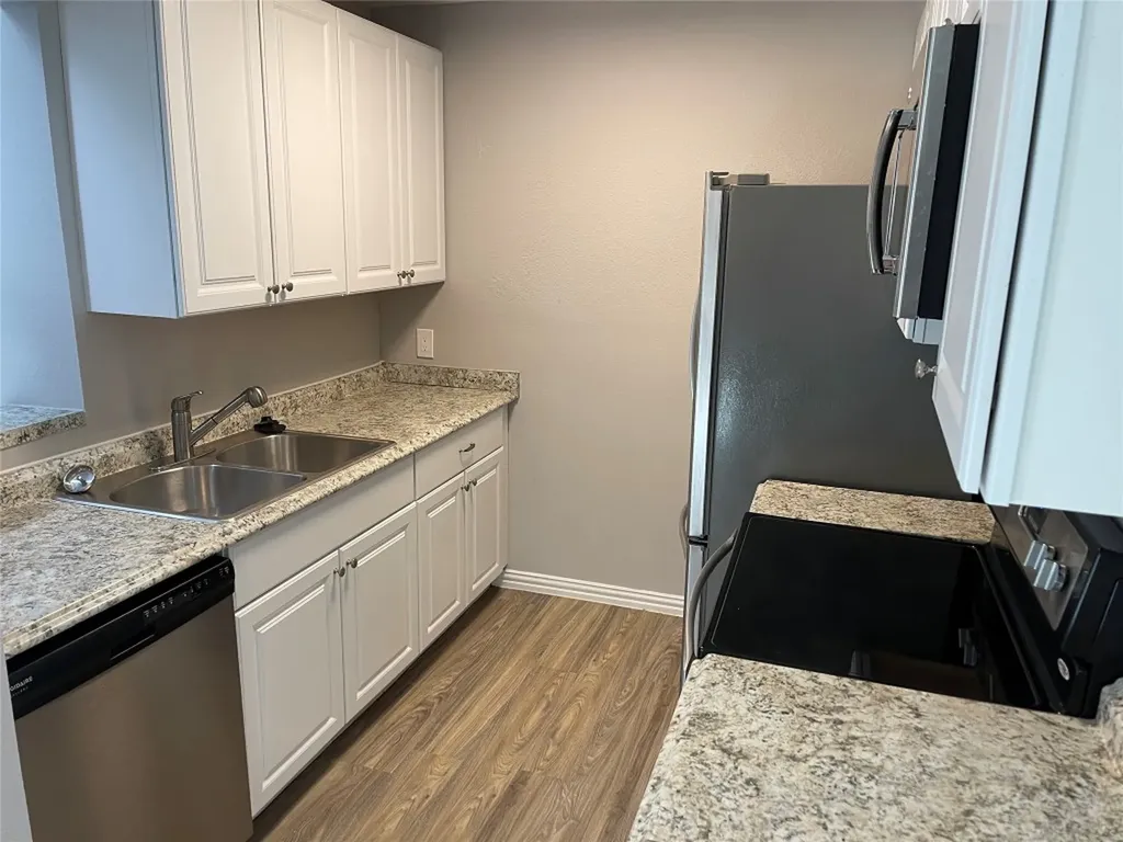 1516 Bay Area Boulevard F5 Houston TX 77058