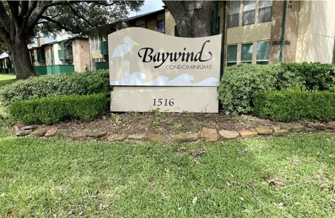 1516 Bay Area Boulevard F5 Houston TX 77058