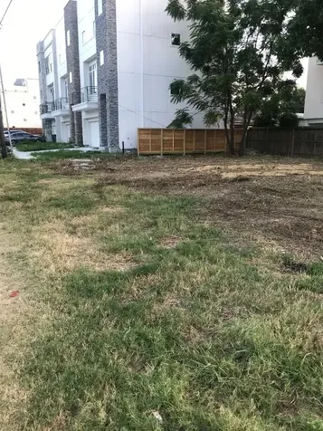 1615 Holly Street Houston TX 77007